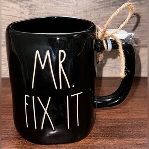 Super Cute 🥰 Rae Dunn By Magenta ME. FIX IT Ceramic Mug - NEW